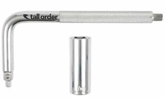 herramienta tall order pocket tool plata con llave 17mm